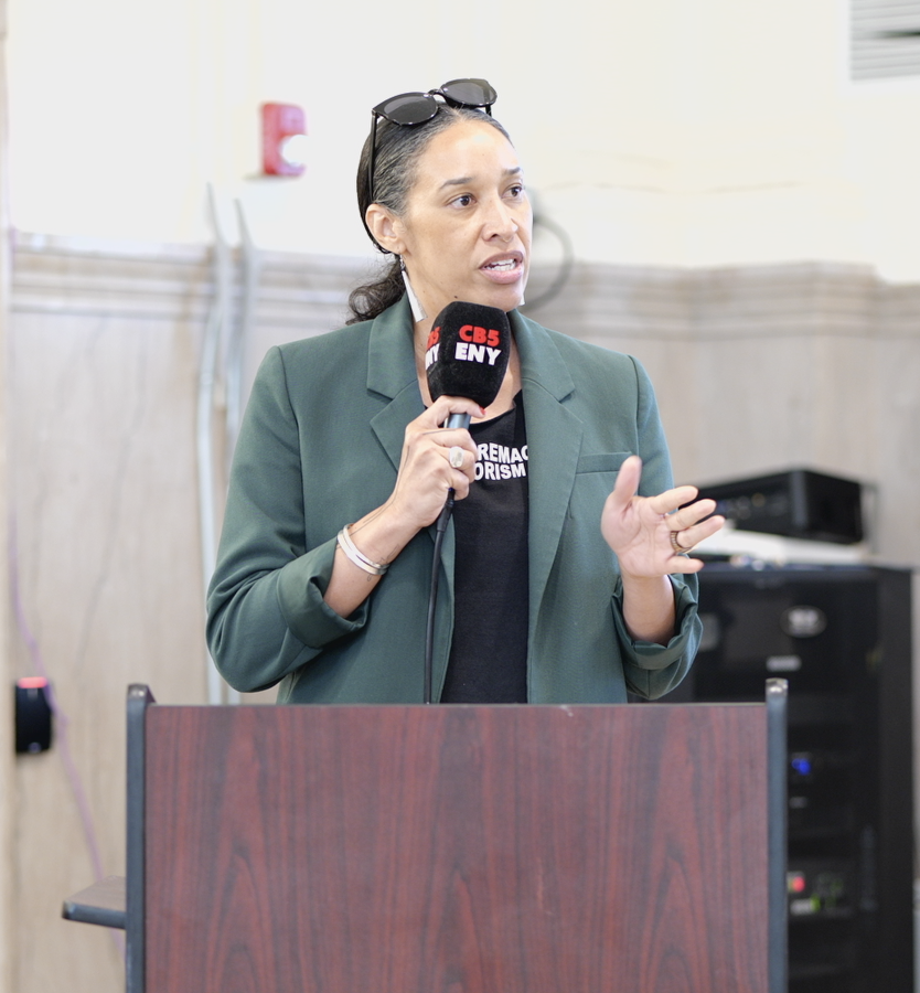 Council Member Sandy Nurse speaking at the Community Board 5 meeting in East New York